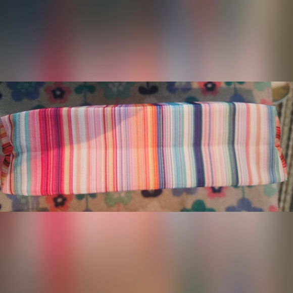 Clinique Colorful Striped Makeup Bag-NWOT - Picture 5 of 5